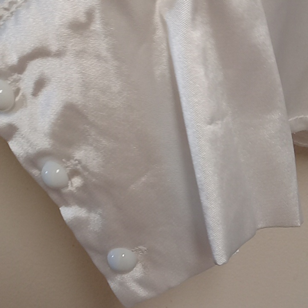 Ivory blouse - Picture 4 of 4